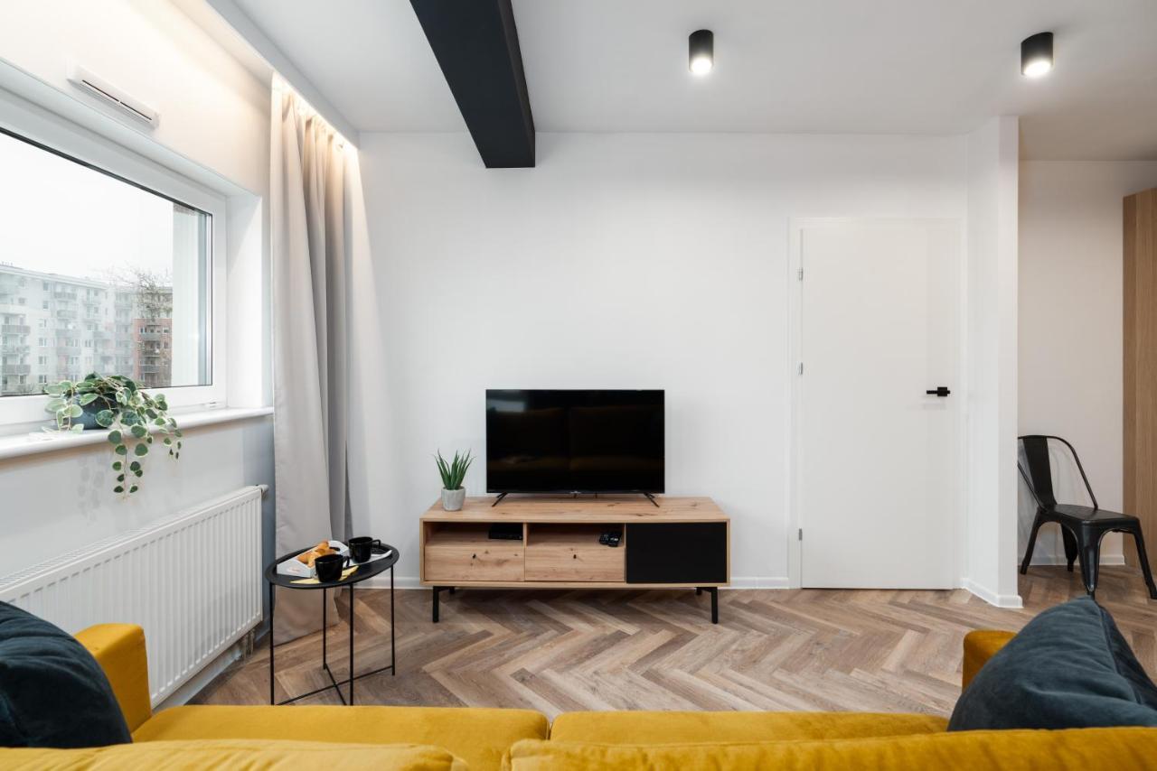 Loft Style Apartment Opienskiego Close To The Zurawiniec Nature Reserve By Noclegi Renters פוזנן מראה חיצוני תמונה